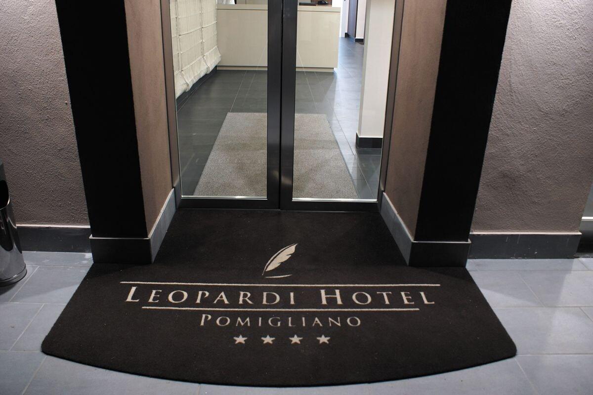 Hotel Leopardi Pomigliano d'Arco Eksteriør billede